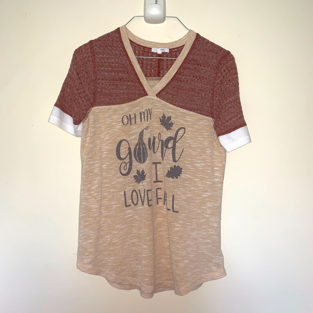 Maurice’s fall t-shirt